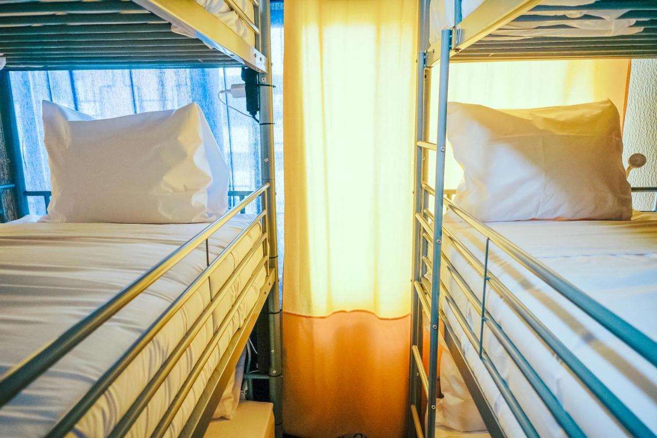 Help Yourself Hostels - Restelo 리스본 외부 사진